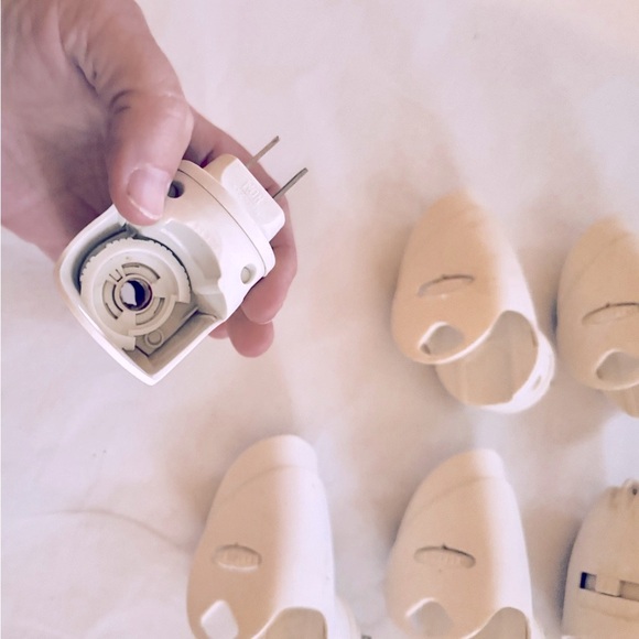 Set of 6 Glade Plug-ins Electric Air Fresheners - Picture 9 of 15